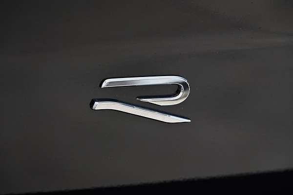 2025 Volkswagen T-Roc R D11
