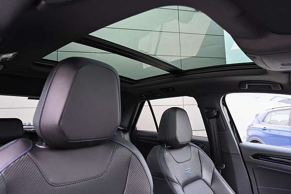 2025 Volkswagen T-Roc R D11