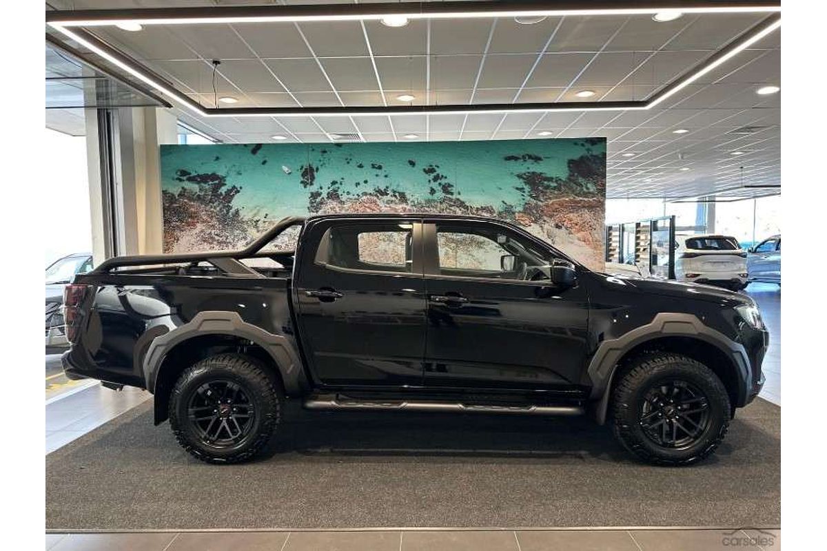 2025 Isuzu D-MAX BLADE 4X4