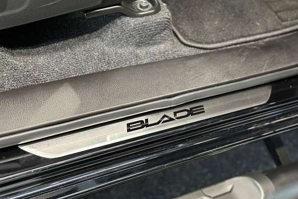 2025 Isuzu D-MAX BLADE 4X4