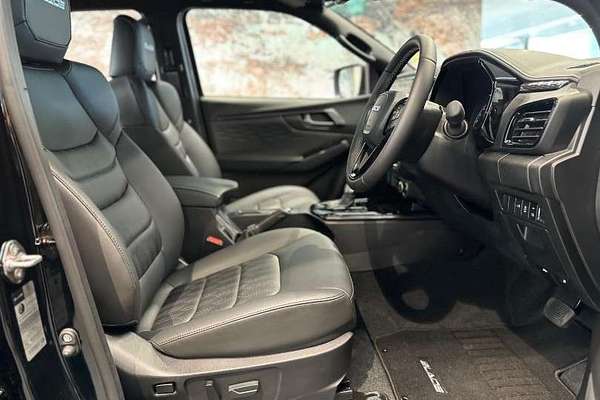 2025 Isuzu D-MAX BLADE 4X4