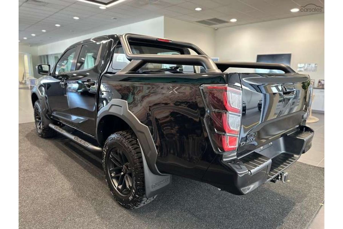 2025 Isuzu D-MAX BLADE 4X4