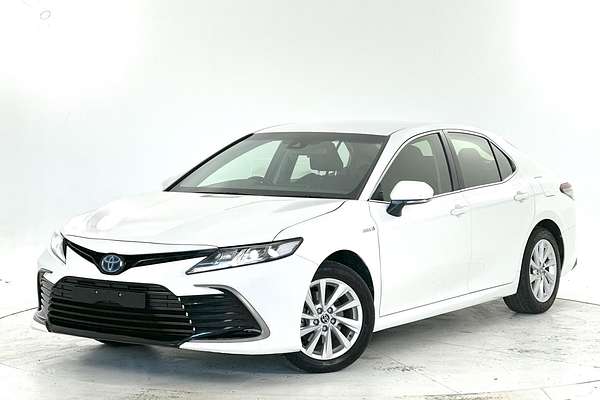 2023 Toyota Camry Ascent AXVH70R