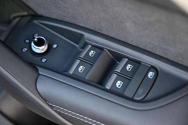 2025 Audi SQ5 TDI FY