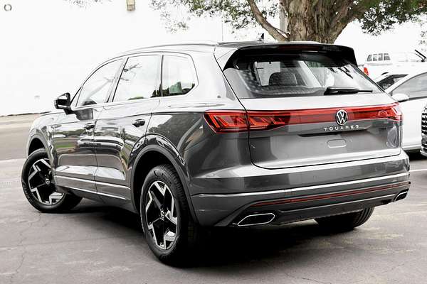2025 Volkswagen Touareg 170TDI RC