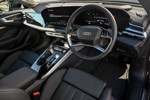 2025 Audi A5 TFSI 150kW S line B10