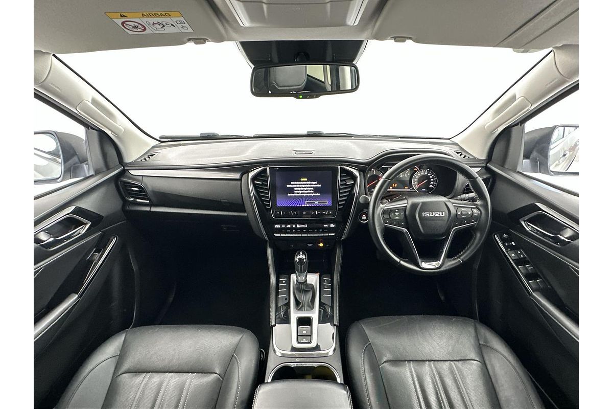 2022 Isuzu MU-X LS-T