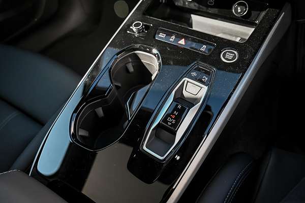 2025 Audi A5 TFSI 150kW S line B10