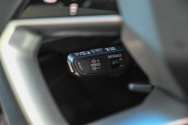 2025 Audi A5 TFSI 150kW S line B10