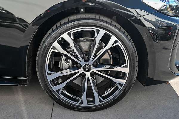 2025 Audi A5 TFSI 150kW S line B10
