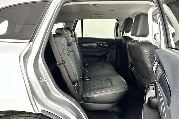 2022 Isuzu MU-X LS-T