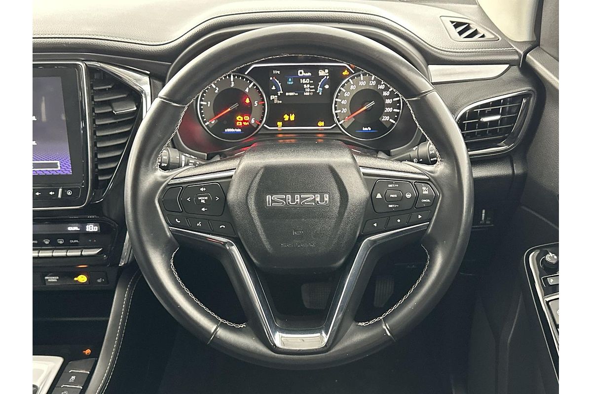 2022 Isuzu MU-X LS-T