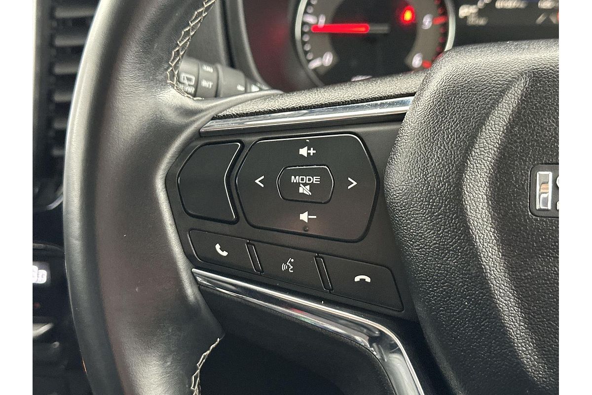 2022 Isuzu MU-X LS-T