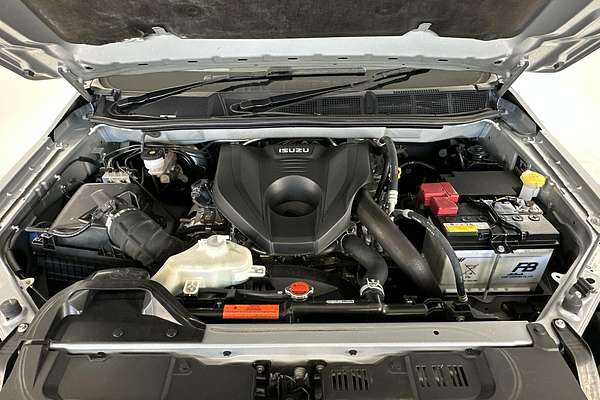 2022 Isuzu MU-X LS-T