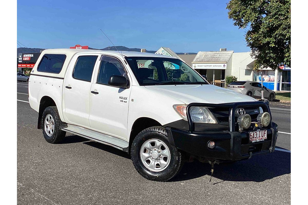 2005 Toyota Hilux SR GGN25R 4X4