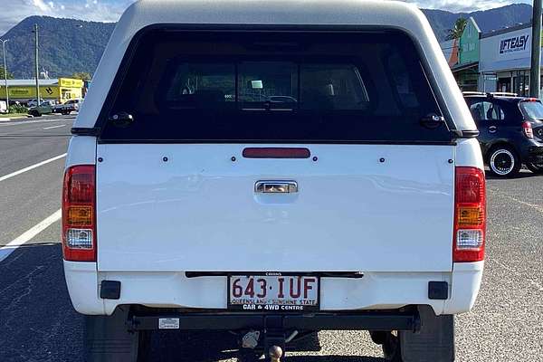 2005 Toyota Hilux SR GGN25R 4X4