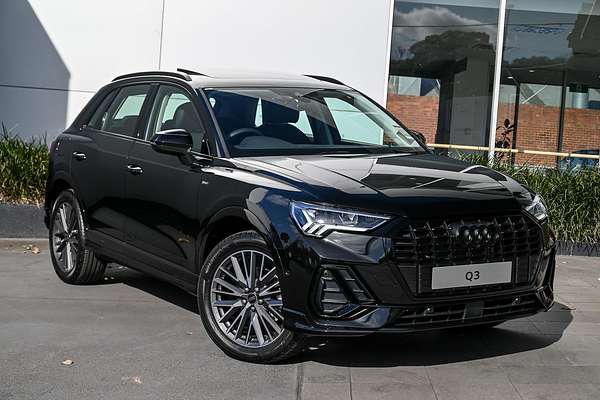 2025 Audi Q3 35 TFSI S line F3
