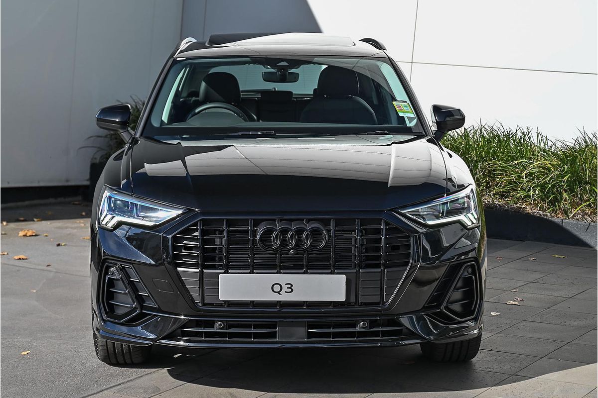 2025 Audi Q3 35 TFSI S line F3
