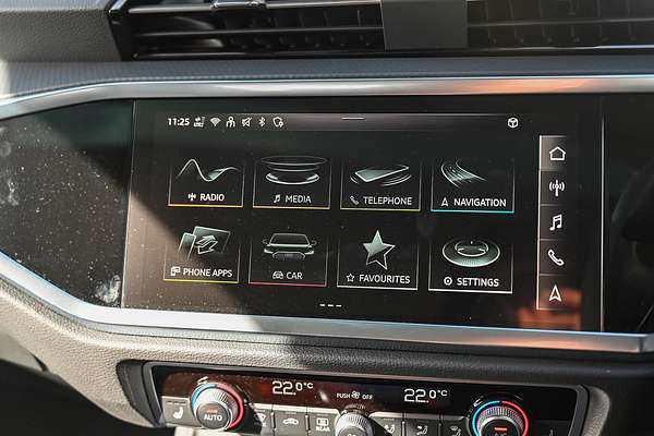 2025 Audi Q3 35 TFSI S line F3