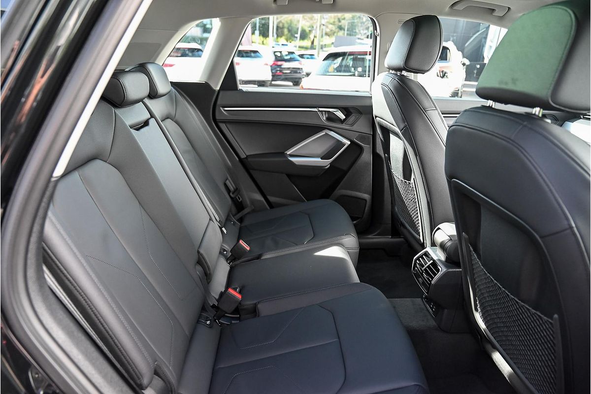 2025 Audi Q3 35 TFSI S line F3