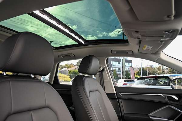 2025 Audi Q3 35 TFSI S line F3