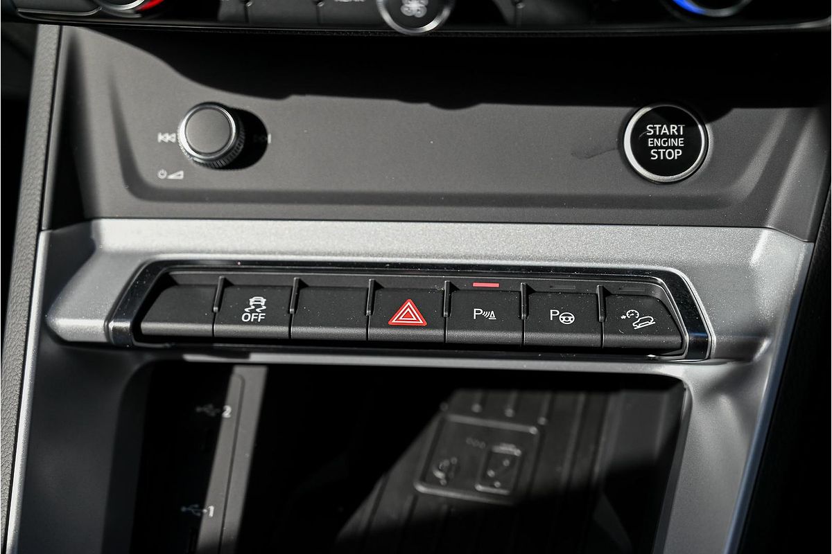 2025 Audi Q3 35 TFSI S line F3
