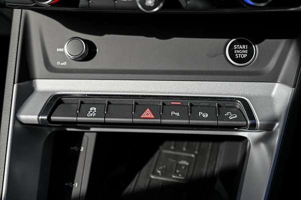 2025 Audi Q3 35 TFSI S line F3