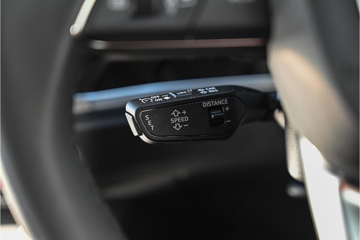 2025 Audi Q3 35 TFSI S line F3