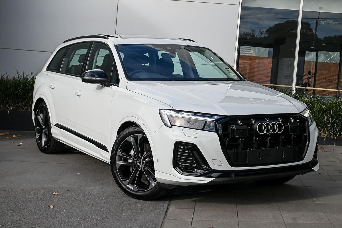 2025 Audi Q7 45 TFSI 4M