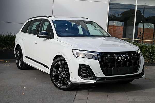 2025 Audi Q7 45 TFSI 4M