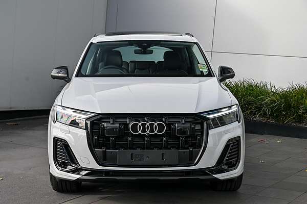 2025 Audi Q7 45 TFSI 4M