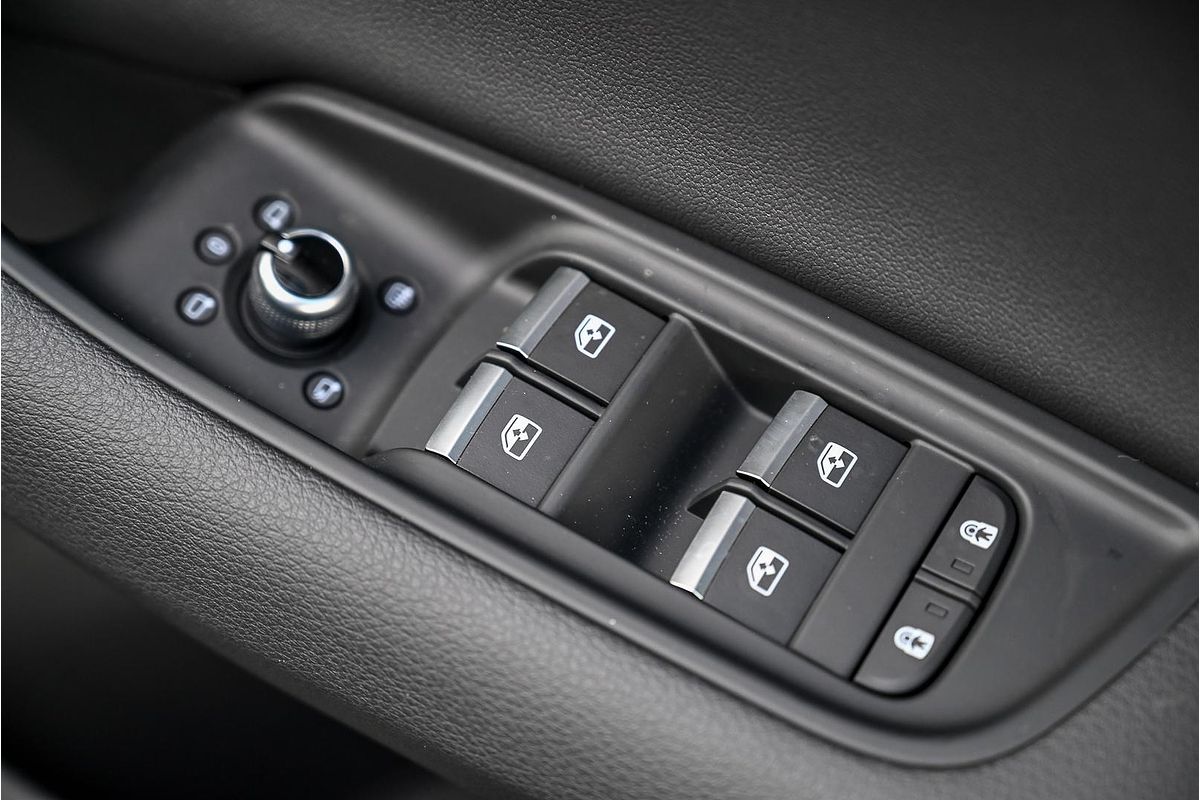 2025 Audi Q7 45 TFSI 4M