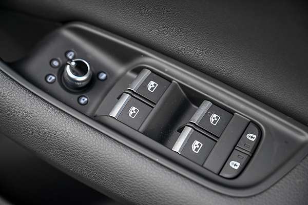 2025 Audi Q7 45 TFSI 4M