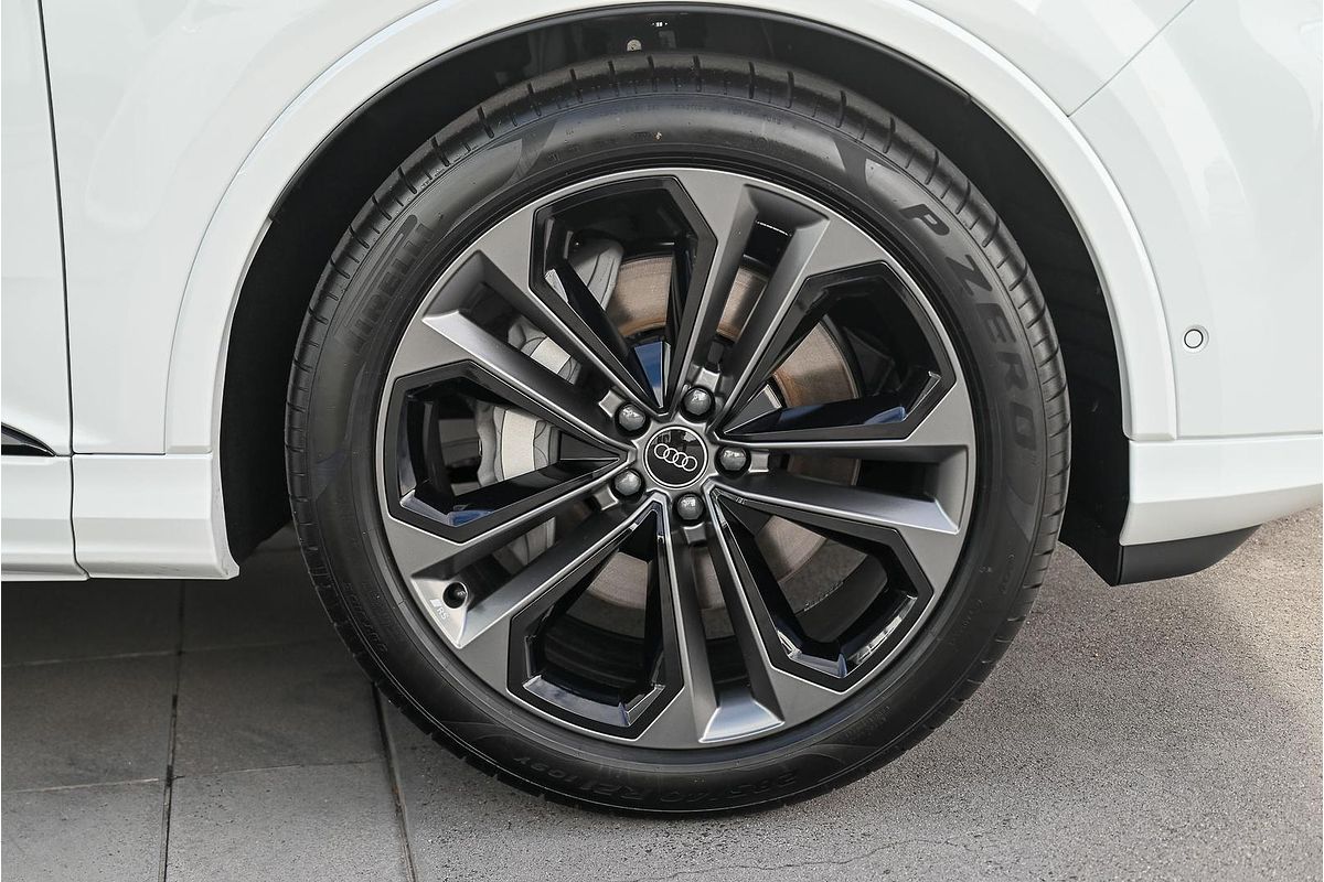 2025 Audi Q7 45 TFSI 4M