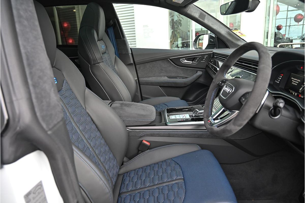 2025 Audi RS Q8 TFSI performance F1