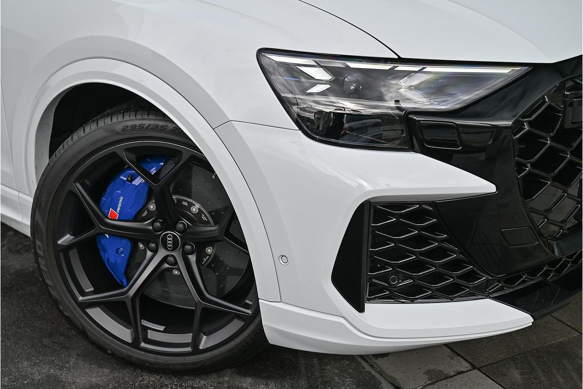 2025 Audi RS Q8 TFSI performance F1