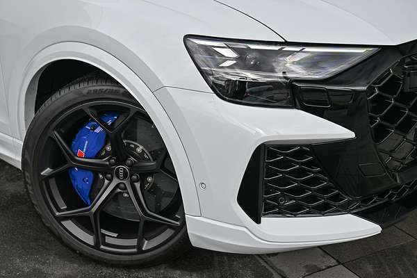 2025 Audi RS Q8 TFSI performance F1