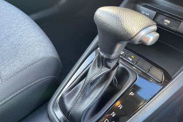 2024 Kia Stonic S YB