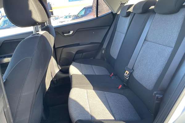 2024 Kia Stonic S YB