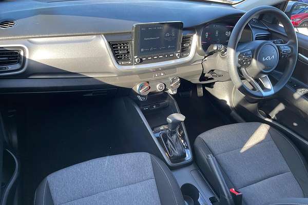 2024 Kia Stonic S YB