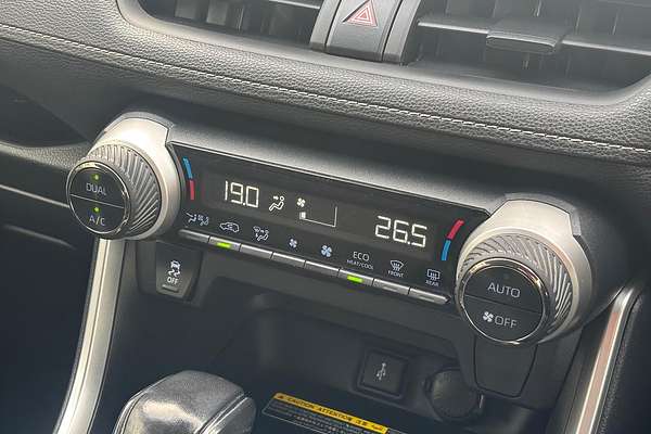 2020 Toyota RAV4 GXL AXAH52R