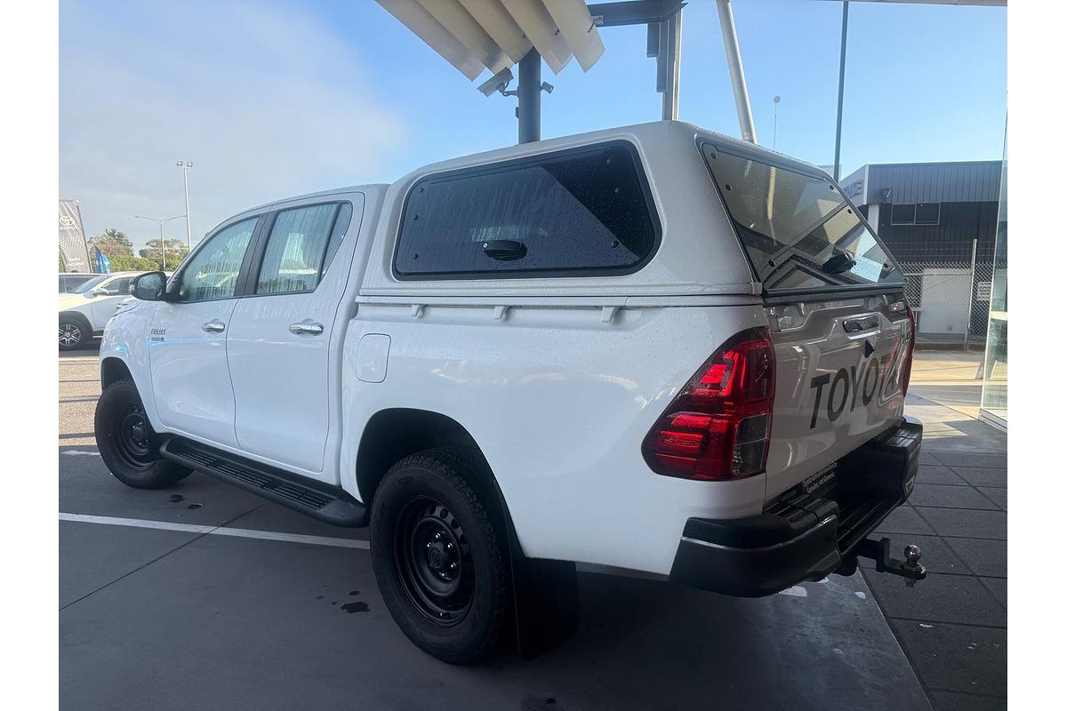 2017 Toyota Hilux SR GUN126R 4X4