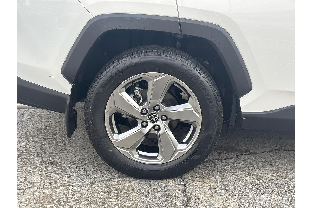 2020 Toyota RAV4 GXL AXAH52R