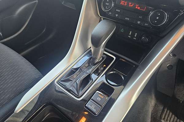 2023 Mitsubishi Eclipse Cross LS YB