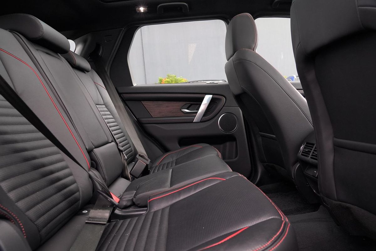 2021 Land Rover Discovery Sport P200 R-Dynamic S L550
