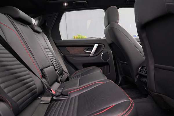 2021 Land Rover Discovery Sport P200 R-Dynamic S L550