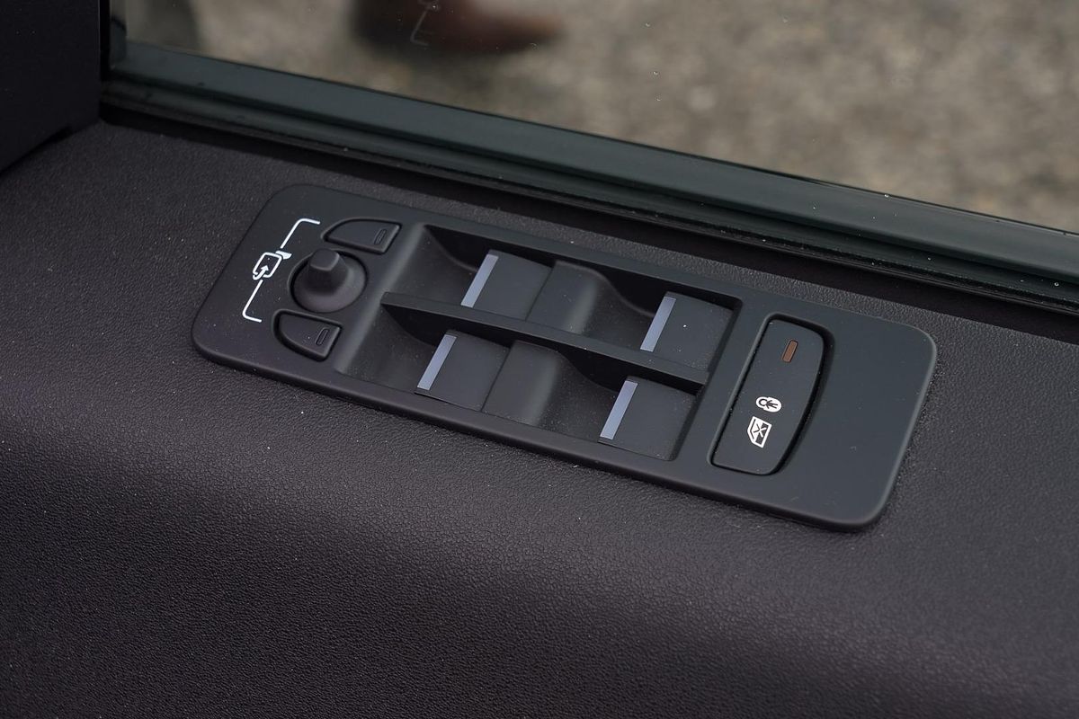 2021 Land Rover Discovery Sport P200 R-Dynamic S L550