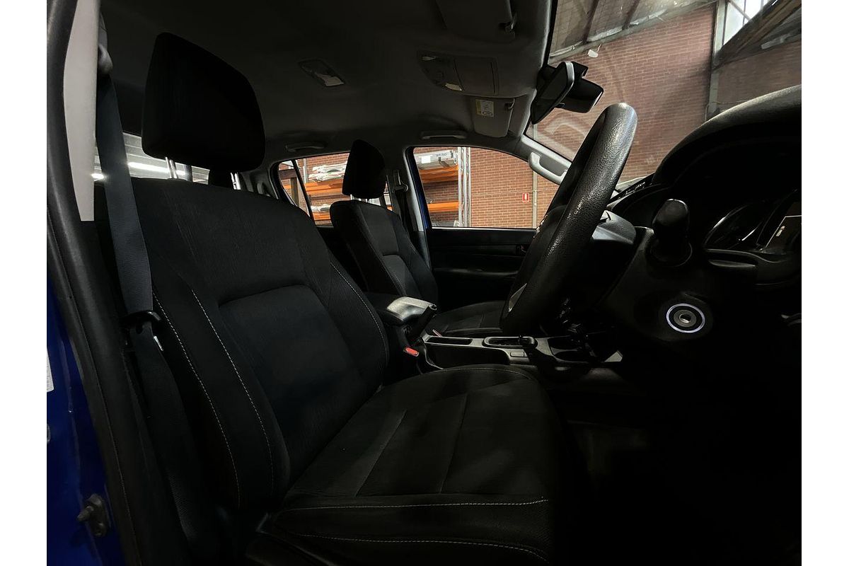 2020 Toyota Hilux SR GUN126R 4X4