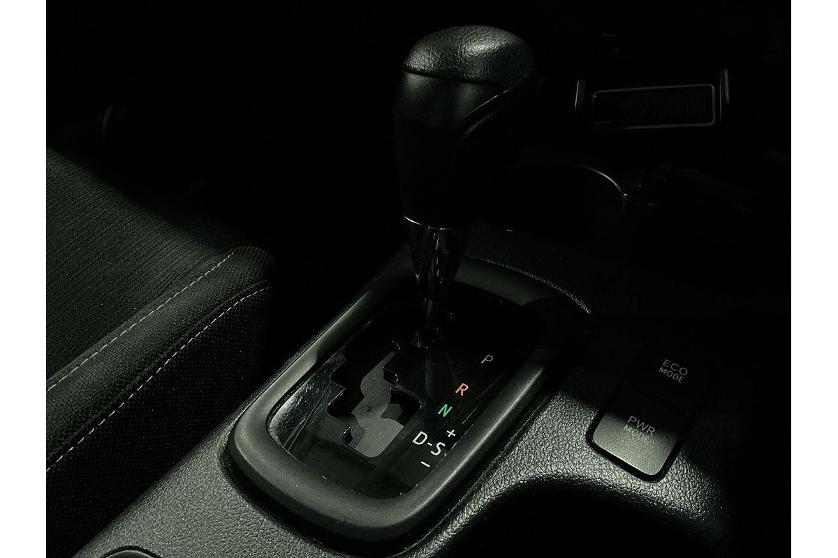 2020 Toyota Hilux SR GUN126R 4X4
