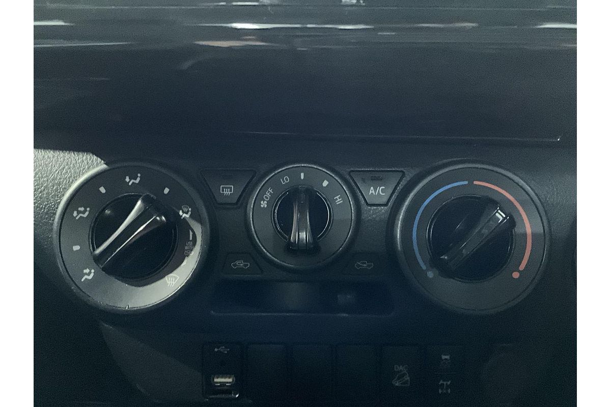 2020 Toyota Hilux SR GUN126R 4X4